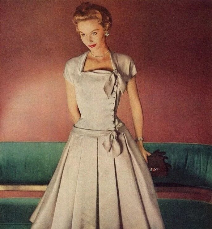 Fashion in the 1950s: Clothing Styles, Trends, Pictures & History Vintage fashio