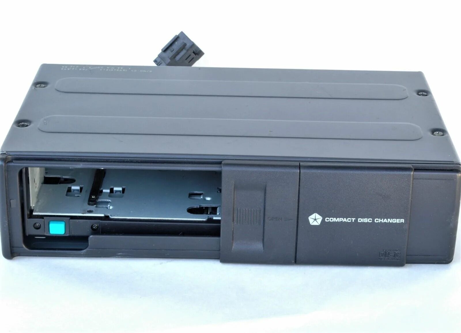 6 Disc CD Changer. Чейнджер Alpine CHM-s630. CD чейнджер w208. CD чейнджер для Алпайн.