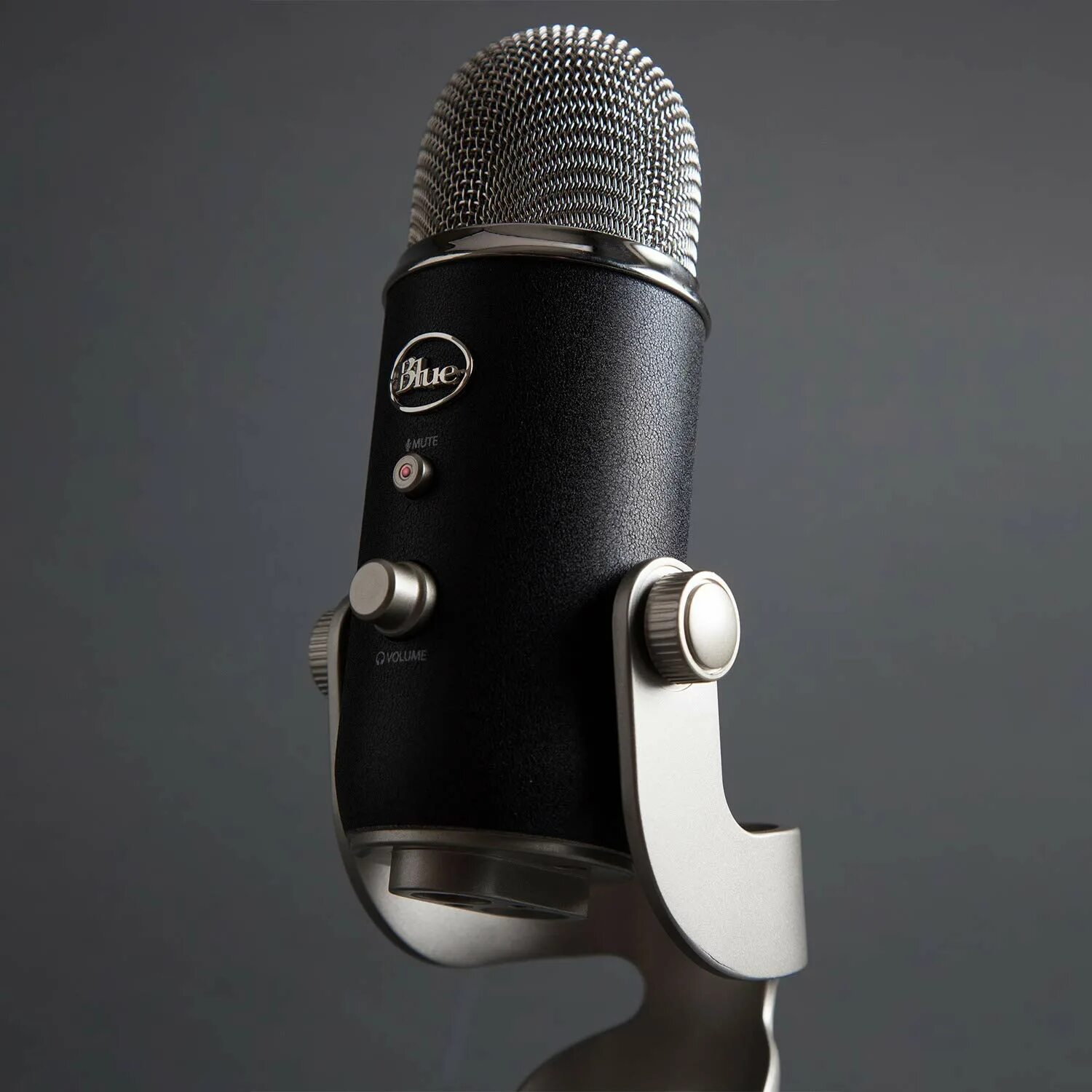 Микрофон fifine usb xlr. Microphone: blue yeti pro. blue yeti pro usb. blue yeti студийный микрофон. condenser microphone blue yeti.