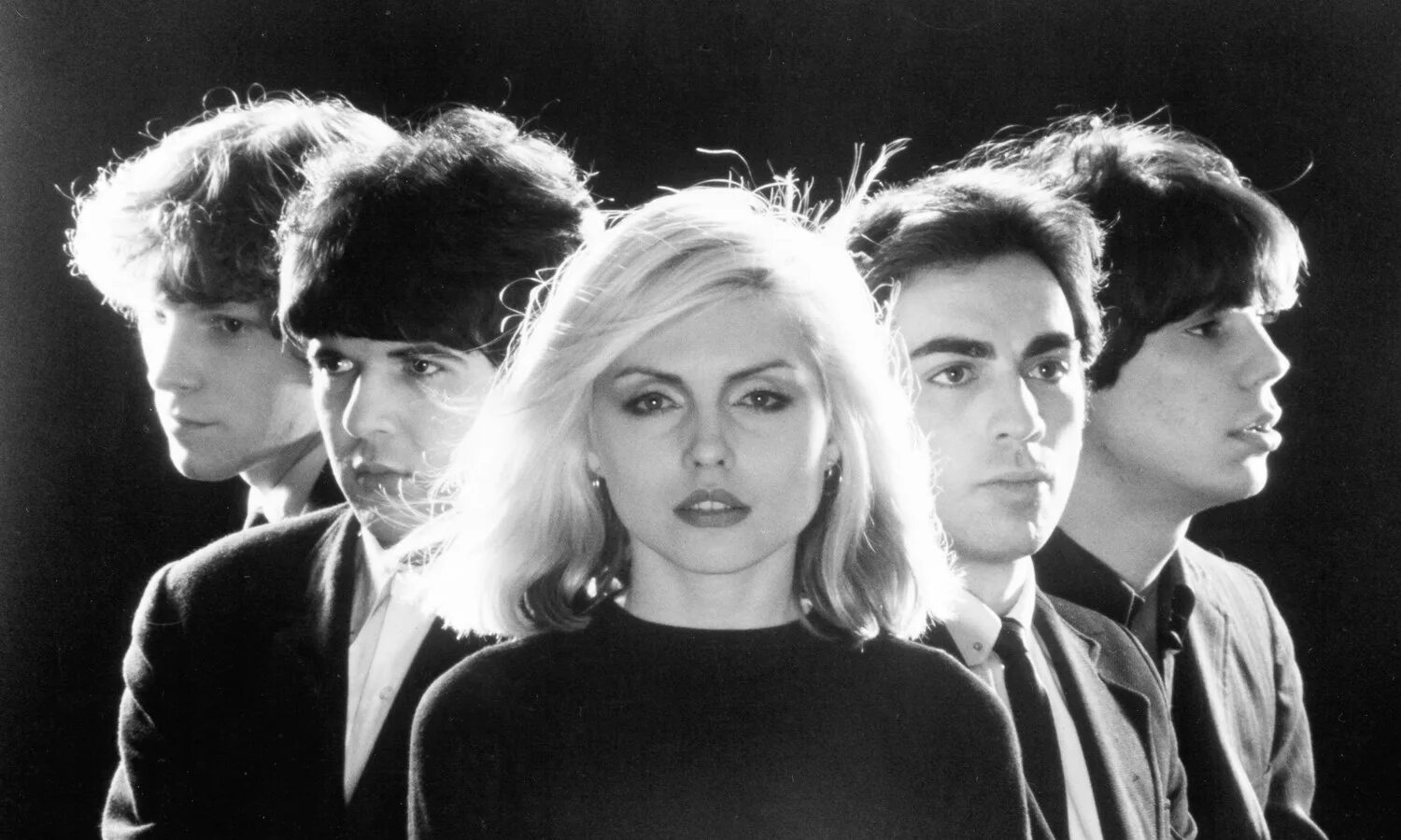 Blonde группа. Blondie Band. Blondie 1976. Дебби Харри. Blondie группа обложка.