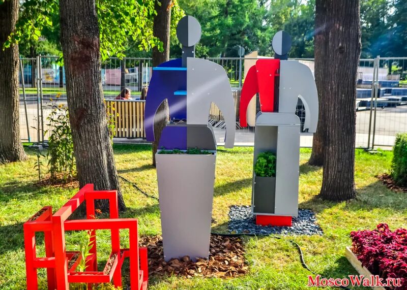 петля мебиуса вднх. шереметьевская дубрава вднх. лента мебиуса вднх. арт объект на вднх. павильон охрана природы на вднх.