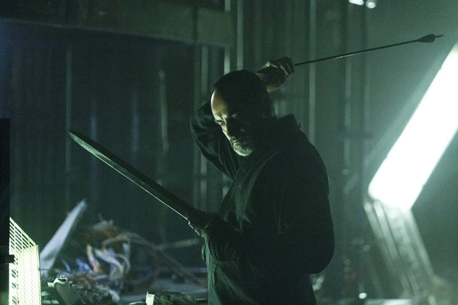 стрела-3- арров. стрела сериал 2012–2020. рик гонсалес стрела. малик стрела сериал. жуткая стрела.