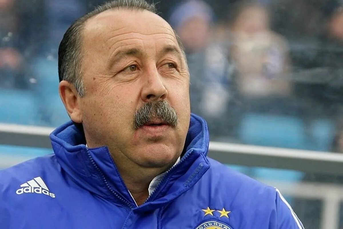 Бывший тренер сборной по футболу. Газзаев 1999.