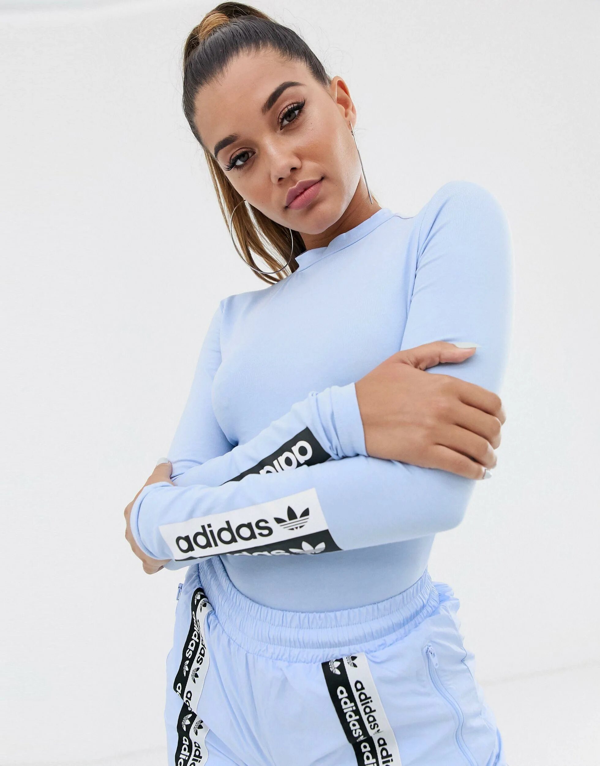 Адидас с цветами. Adidas Originals RYV. Боди adidas Originals. Боди adidas Originals body. Адидас Ориджиналс боди.