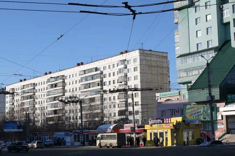Ул молодогвардейцев 32. Свердловский проспект 12а челябинск. челябинск улица молодогвардейцев 2а. улица молодогвардейцев братьев кашириных челябинск. дента стоматология челябинск молодогвардейцев 32.