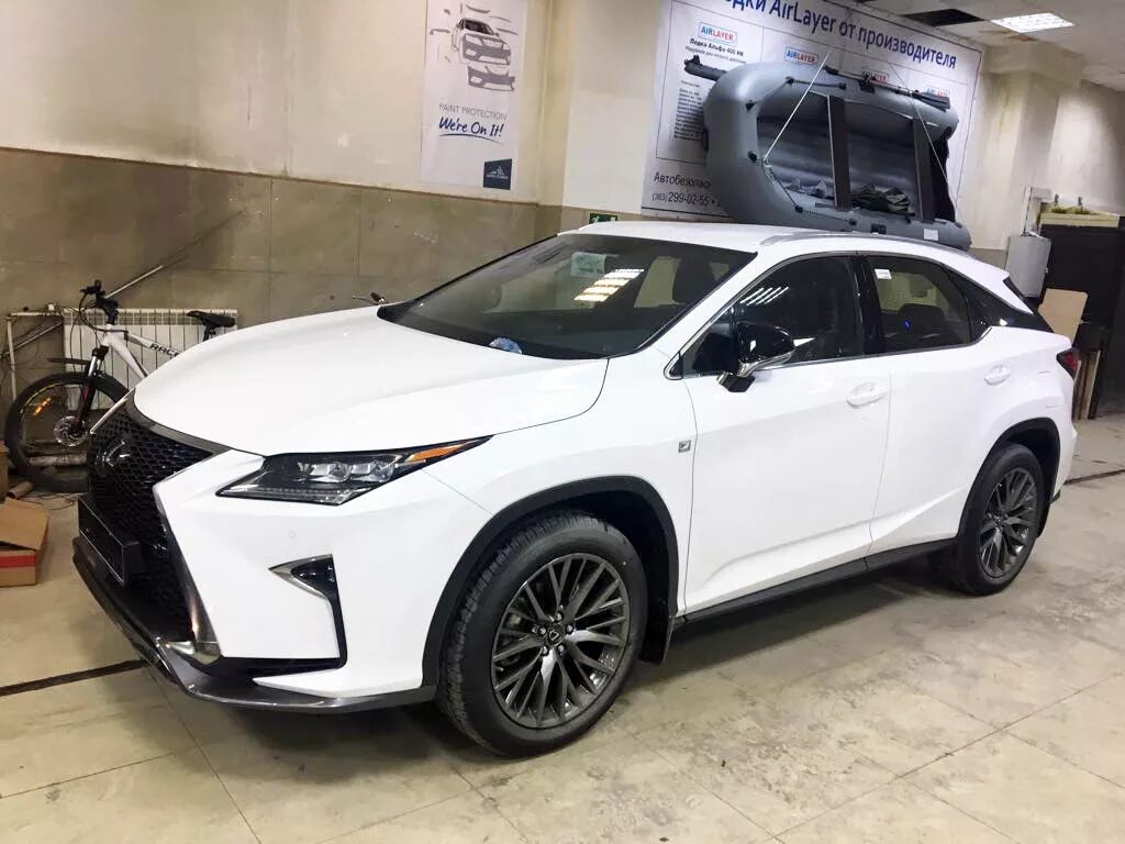 Lexus rx 2018. Лексус rx300 2018. Лексус РХ 300 2018. Лексус rx300 2018 белый.