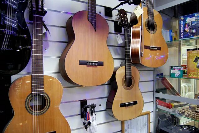 магазин музыкальных инструментов. музыкальный магазин в обнинске. музыкальный магазин обнинск. музыкальный магазин обнинск. музыкальный магазин обнинск.