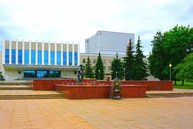 Поставы станкевича 2. Могилёв дворец культуры. Балка дк могилев. Климовичи могилевская обл. Жабинка фото города.