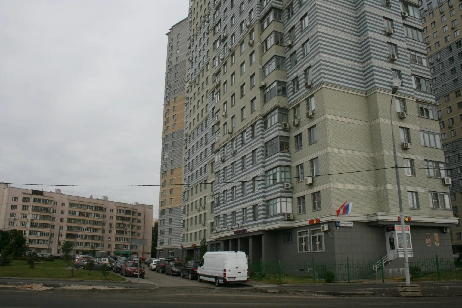 Москва адмирала лазарева 63. Москва, улица Адмирала Лазарева, 63. Улица Адмирала Лазарева дом 63. Ул Адмирала Лазарева 2. Г. Москва, ул. Адмирала Лазарева, д. 63.