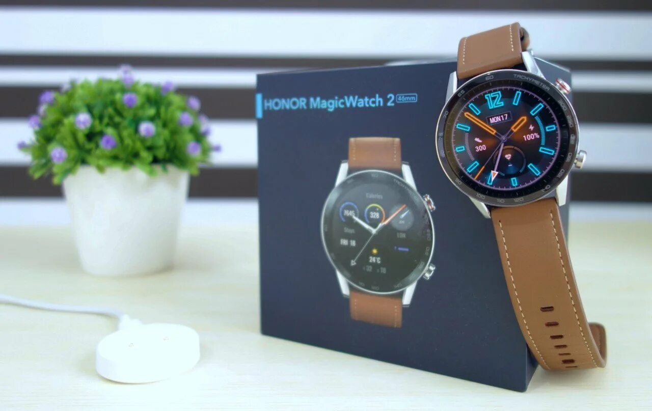 Honor magicwatch купить. Хонор Магик вотч 2. Часы Honor Magic watch 2. Хонор Мэджик вотч 2 46мм. Смарт-часы Honor MAGICWATCH 2 Sakura Gold (HBE-b39).