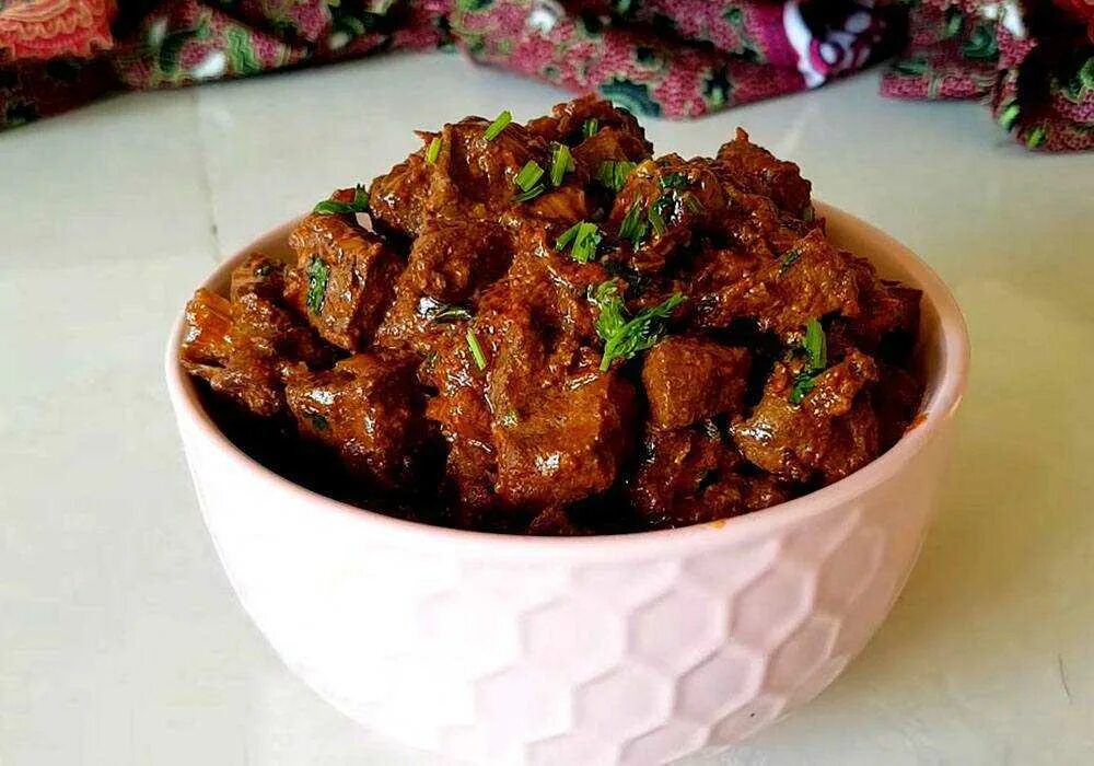 Как приготовить печень говяжью быстро и вкусно. Блюда из говяжьей печени. приготовить печень говяжью. блюдо из печени говядины.