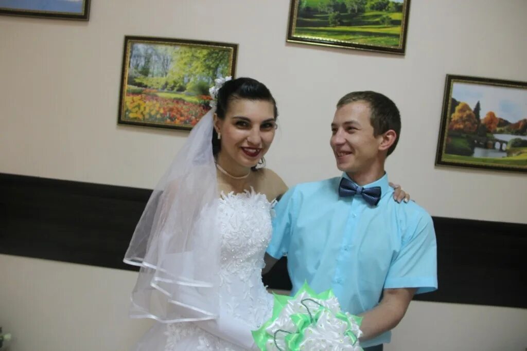 жених и невеста. хван хи молодожены. красивая свадьба. молодожены 2008. поцелуй жениха и невесты.