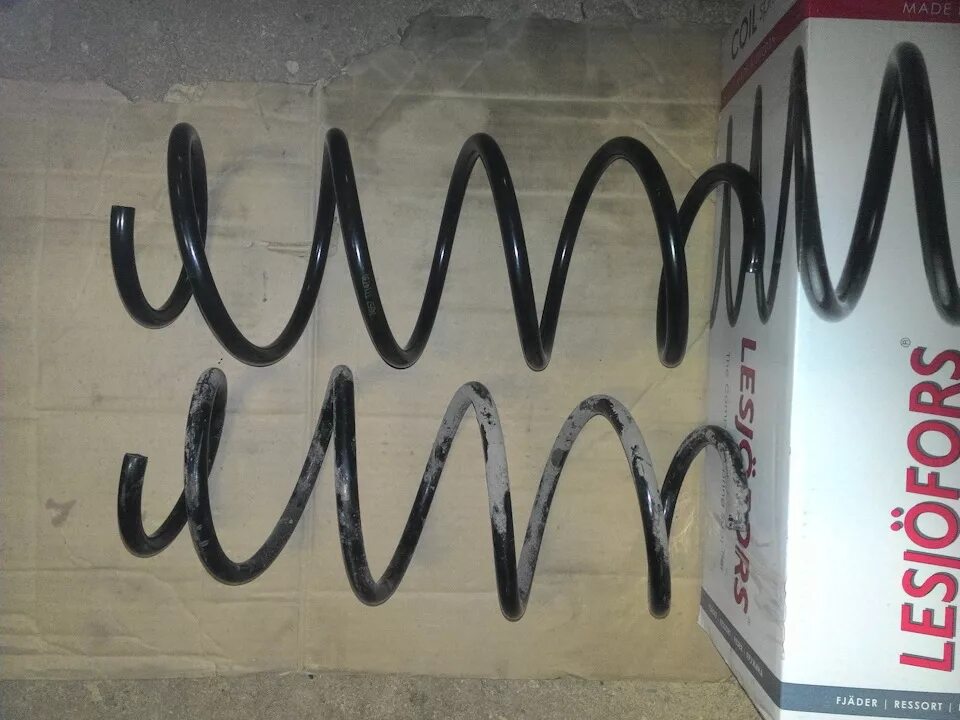 Пружина передняя рено меган 2 фото. Пружины на рено меган 2. Пружины на рено меган 2. Пружины на рено меган 2. Пружины на рено меган 2.