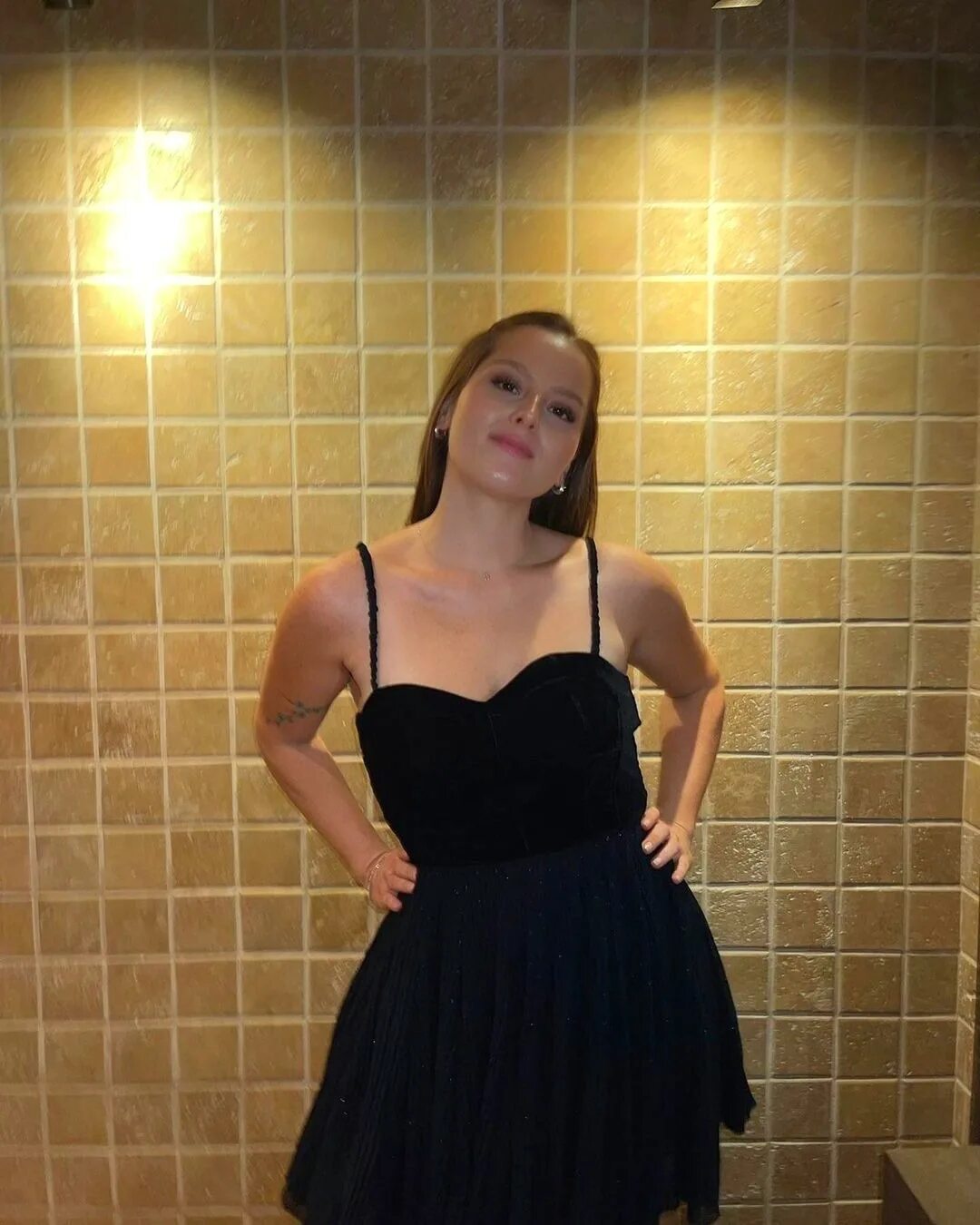 Эльчин афаджан 2023 худая. Эльчин афаджан похудевшая. Эльчин афаджан 2024. Эльчин афаджан 2022. Эльчин афаджан актриса.