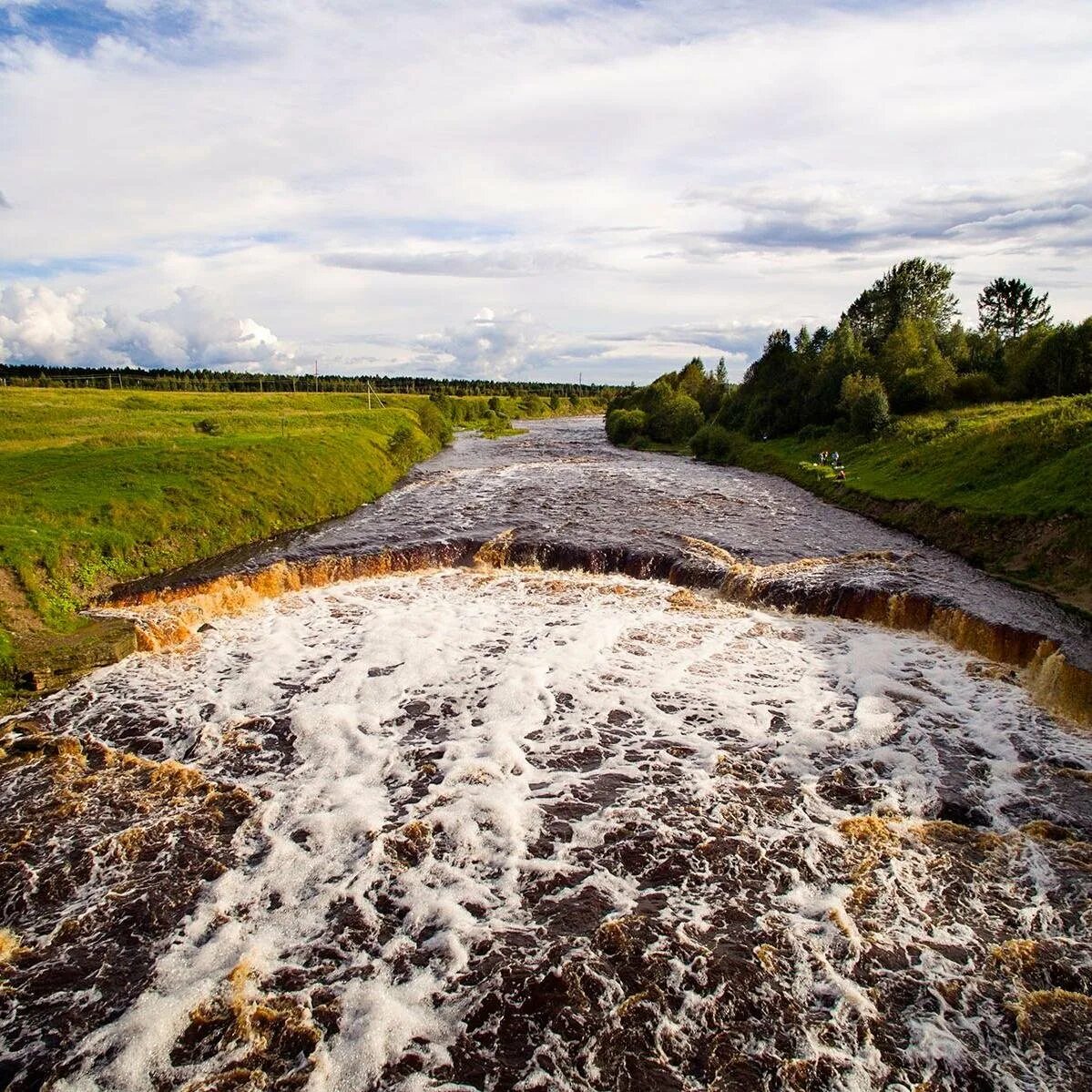 Большой тосненский водопад. Саблино большой Тосненский водопад. Водопад на реке Тосна. Большой водопад река Тосна. Река Тосна Ленинградская область.