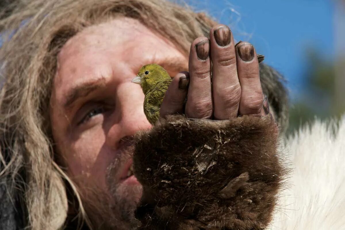 аруна шилдс последний неандерталец. актер неандерталец.