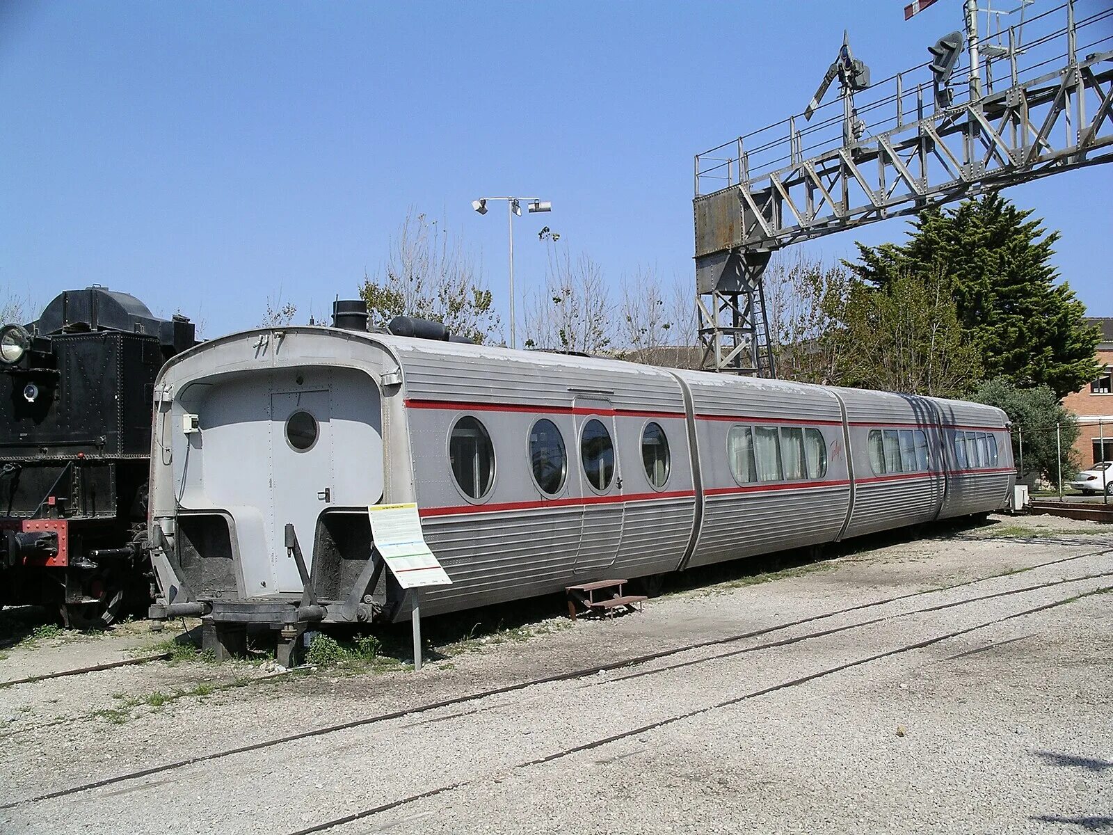 Хвостовой вагон пассажирского. Дизель-поезд Talgo i. Talgo 350. Talgo 2. Talgo 250.