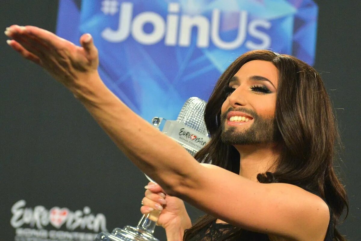 Кончита вурст. Победитель евровидения кончита вурст. Победитель евровидения мужик с бородой и в платье. Кончита вурст евровидение. Кончита вурст 2014.