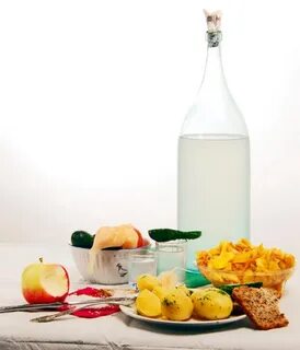 Бутыль самогона
