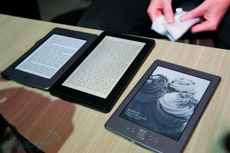 Kindle Amazon планшет. Планшет для чтения книг. Планшет книга. Электронный планшет для чтения.