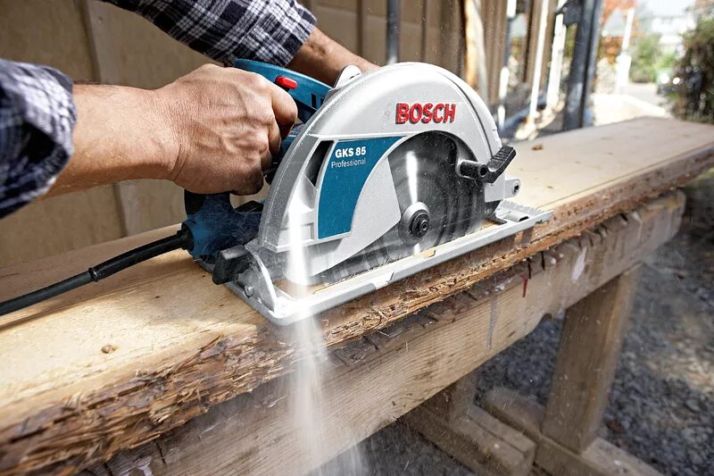Циркулярная пила по дереву какую выбрать. Пила циркулярная bosch gks 85 professional. bosch gks 85 (060157a000). циркулярная пила бош gks 85. пила дисковая bosch gks 600.