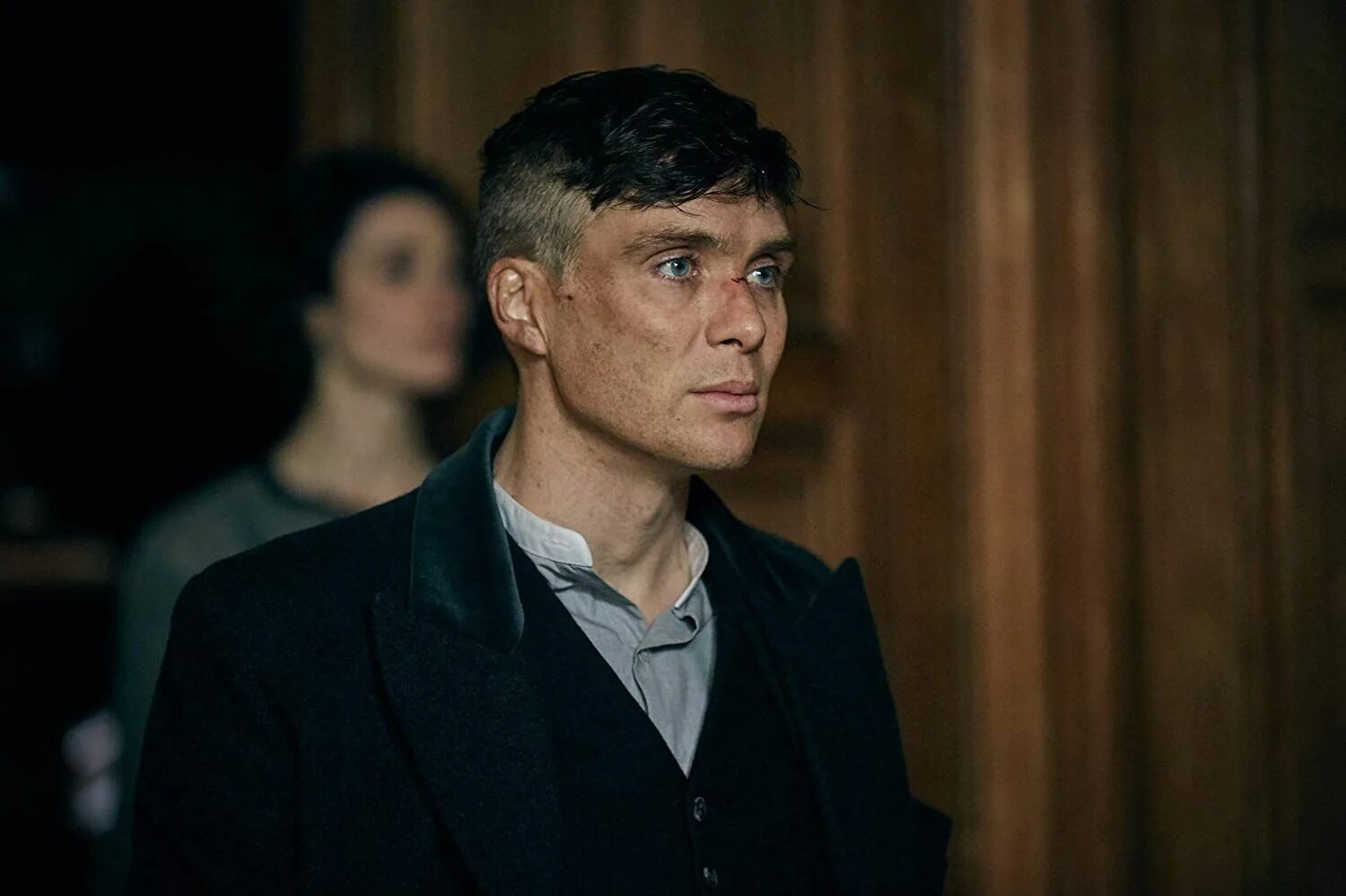 Киллиан мерфи паб. Киллиан мёрфи острые козырьки. острые козырьки сериал 2013–2025. cillian murphy острые козырьки. киллиан мерфи шелби.