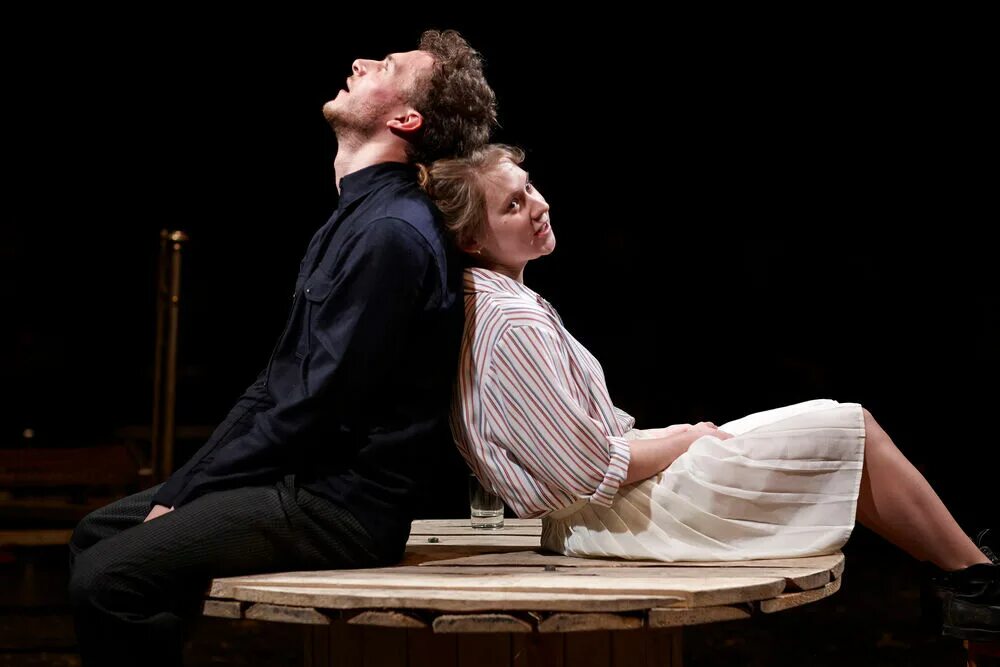 Афиша москва театр моссовета. Театр моссовета афиша. Театр имени моссовета. Три сестры' театр им. Репертуар театра имени моссовета.