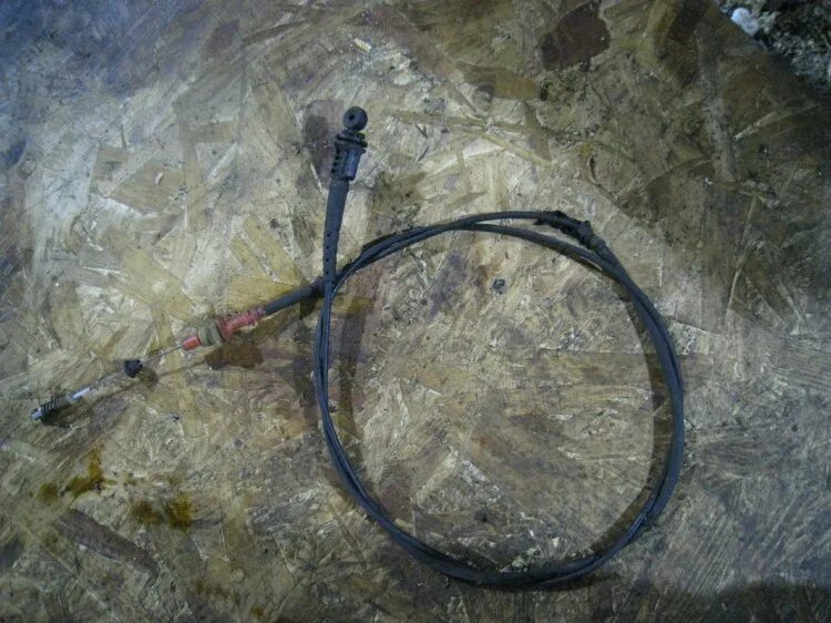 Трос газа фокус 1. Трос газа фокус 1