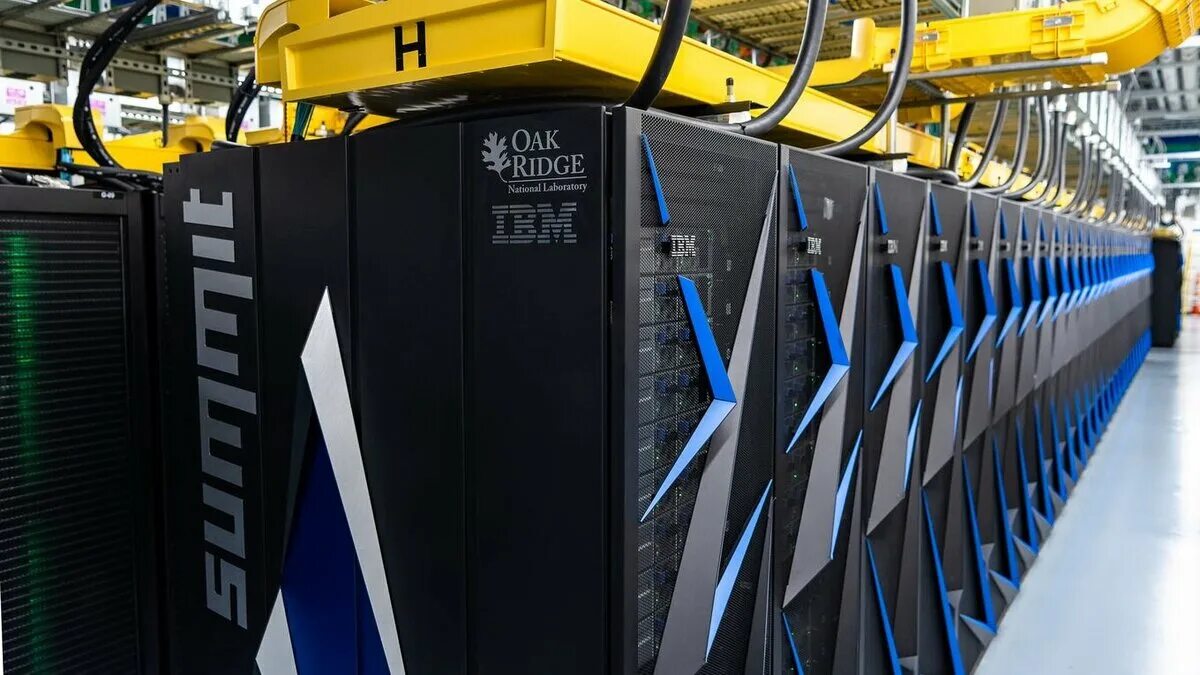 Самая мощная компания. Summit IBM Power Systems ac92. IBM Summit суперкомпьютер. Summit - IBM Power System ac922. Summit USA суперкомпьютер.