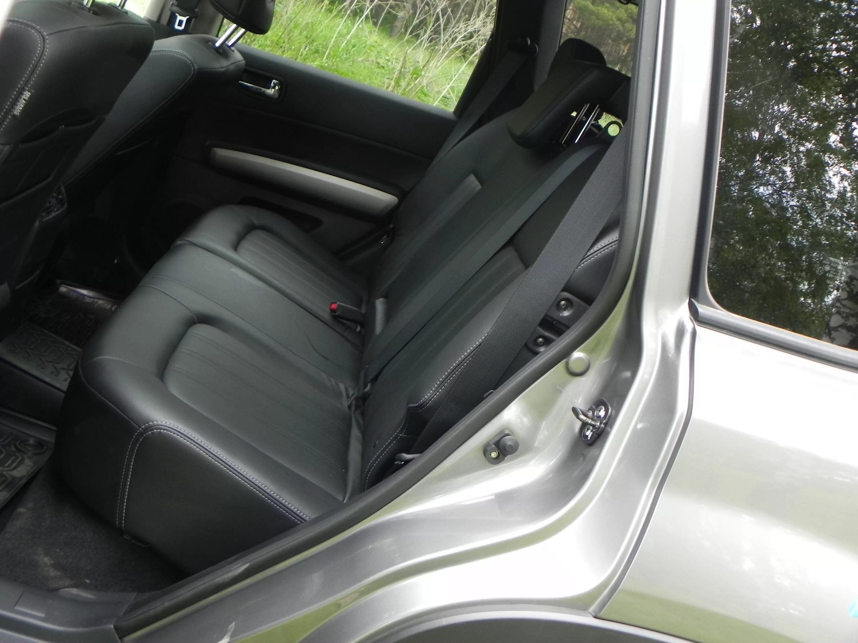 Nissan x-trail 2013 салон сзади. ниссан х трейл т31 задние сидения. ниссан х трейл т32 задний ряд. чехлы на nissan x-trail t31. ниссан х трейл т31 задние сидения.