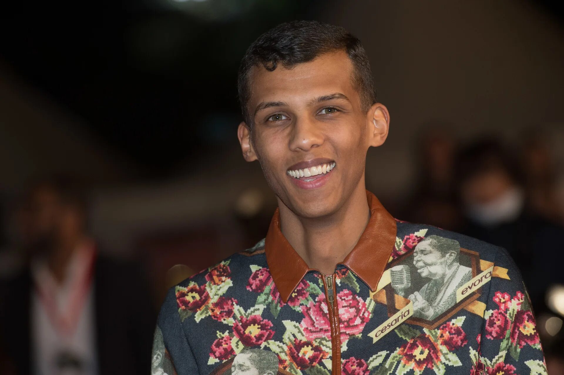 Stromae сейчас 2022. Stromae толстый 2020. Stromae сейчас 2020. Певец стромае сейчас. Стромай клипы