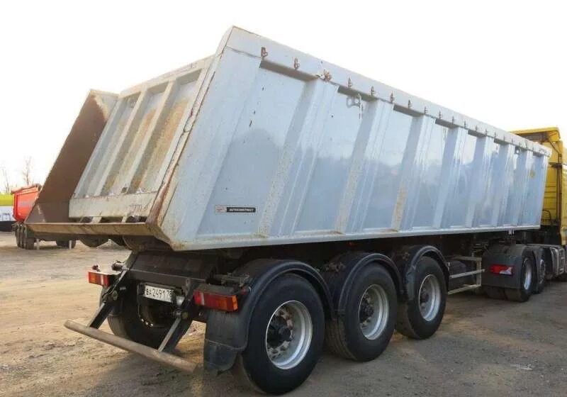 Полуприцеп самосвальный fliegl dhks 350. Бодекс. Полуприцеп самосвальный б у. Велтон полуприцеп самосвал 40 кубов. Полуприцеп wielton 9847.