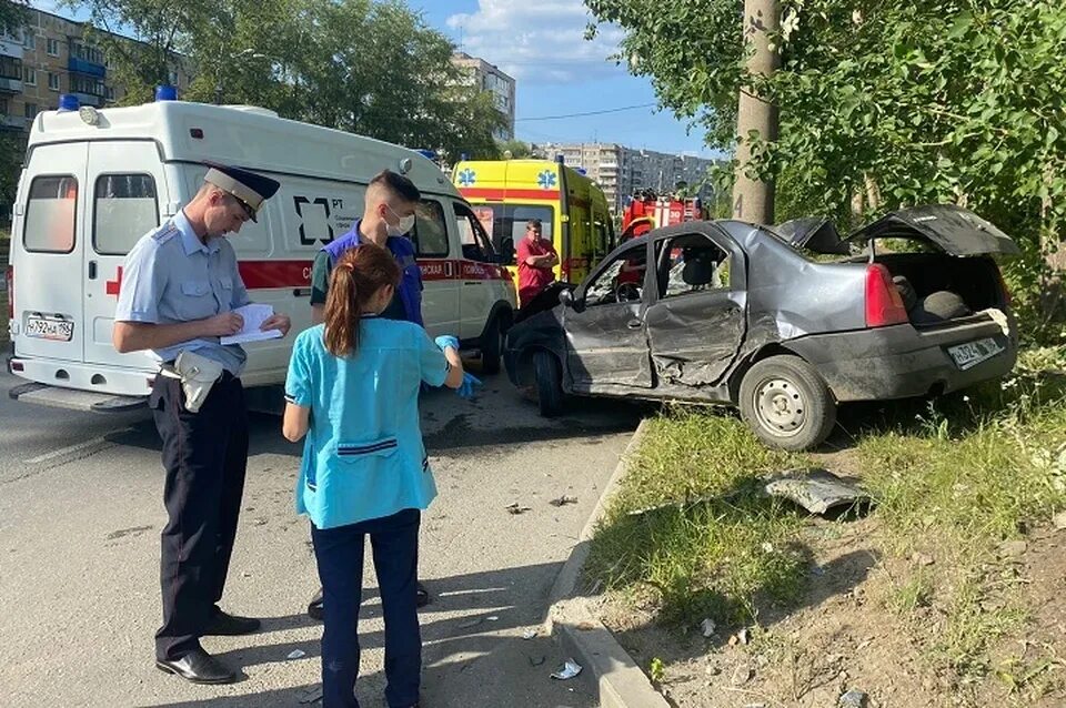 Дтп в нижнем тагиле сегодня на вагонке. Дтп в нижнем тагиле вчера. Дтп в нижнем тагиле вчера. Дтп нижний тагил вагонка. Дтп нижний тагил вагонка.