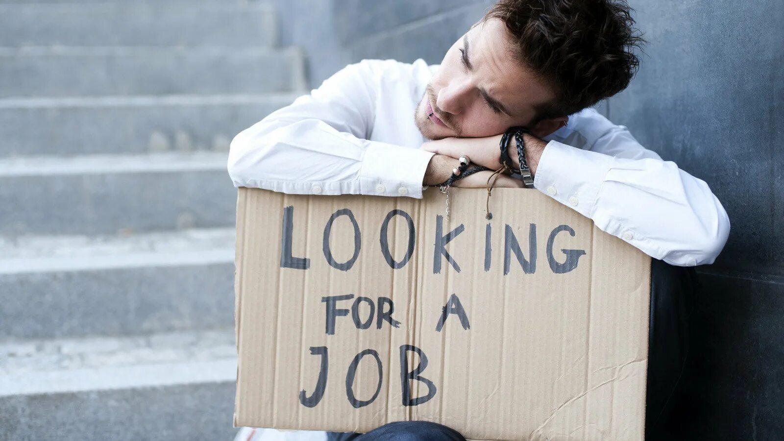 Is difficult to find a