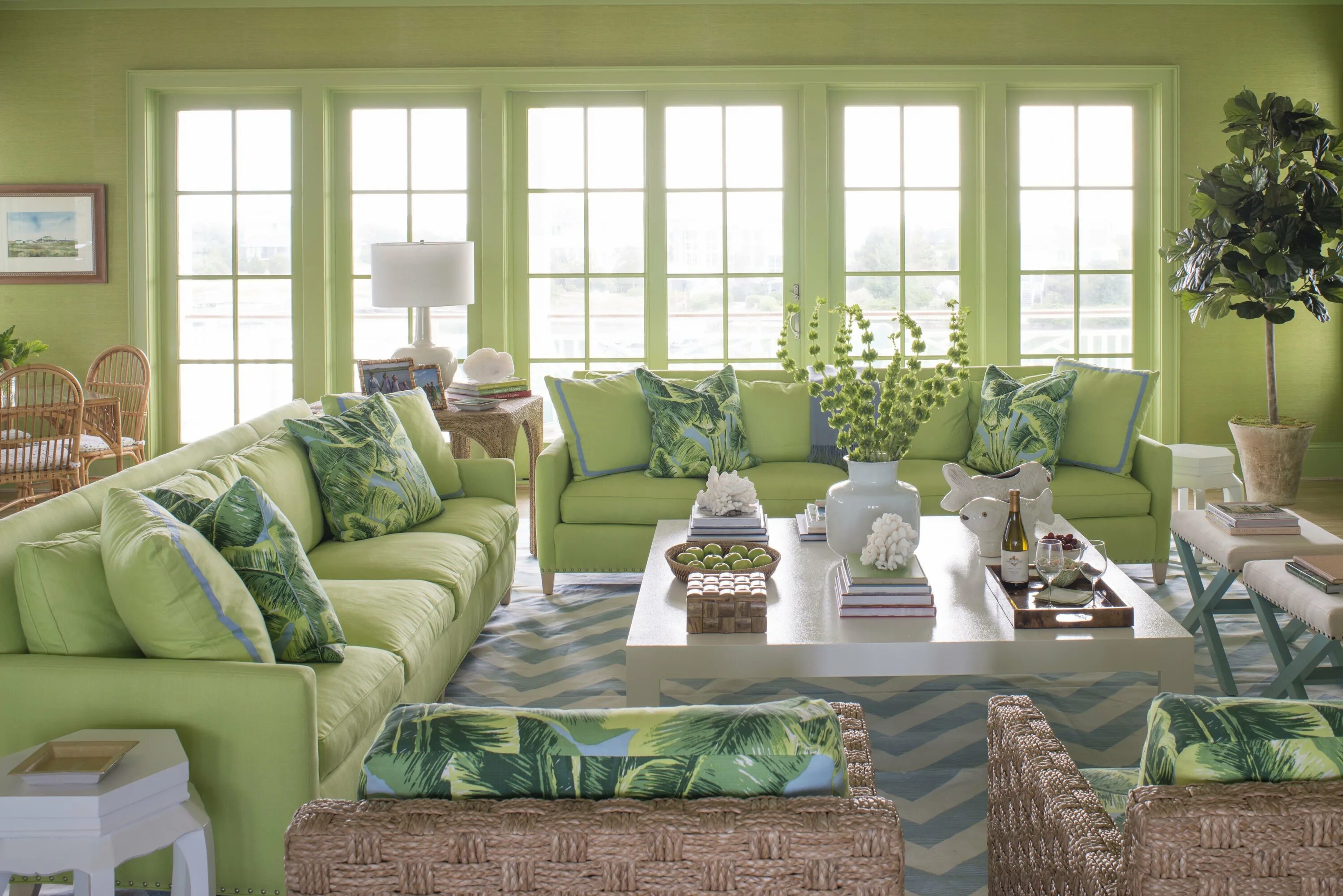 диван фисташкового цвета в интерьере. фисташковый диван в интерьере. диван фисташкового цвета. диван фисташкового цвета. диван вайден оливкового цвета.