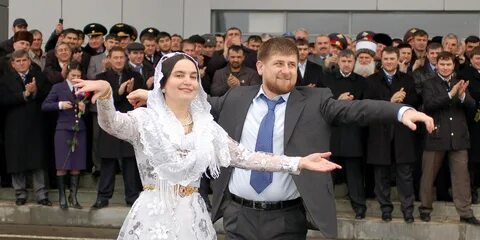 Сколько лет жене кадырова