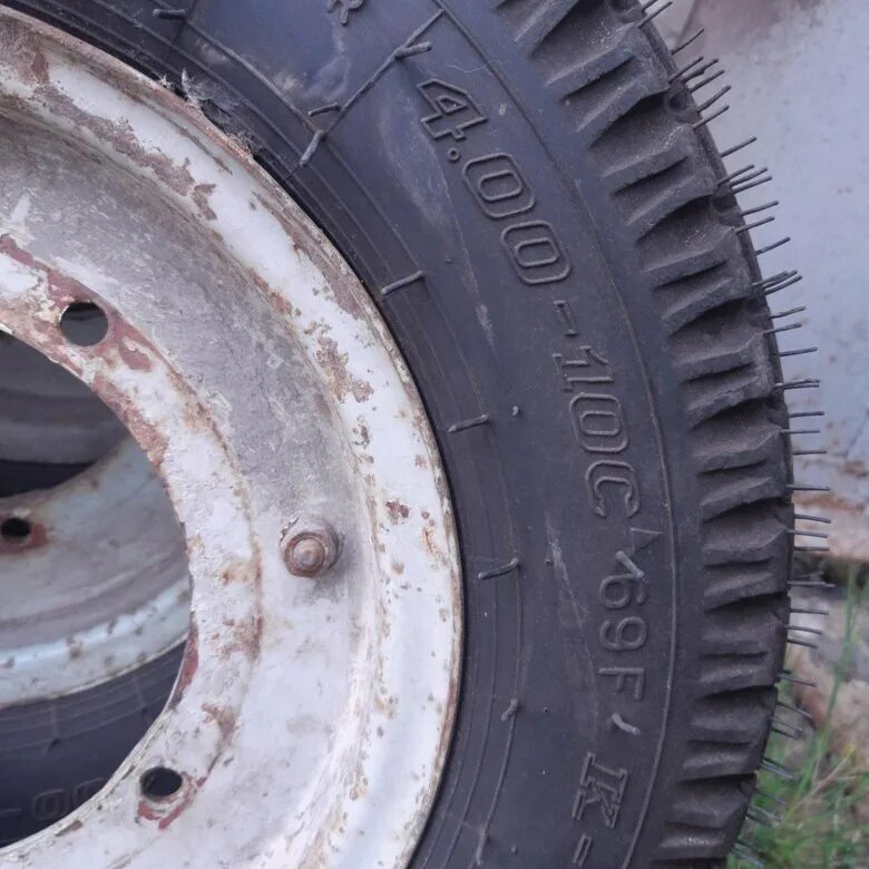 Какие шины на прицеп. Колеса для прицепа скиф 500. покрышка r10 для прицепа тонар. колесо шина резина скиф 5.20 5,20. колеса для легкового прицепа r10.