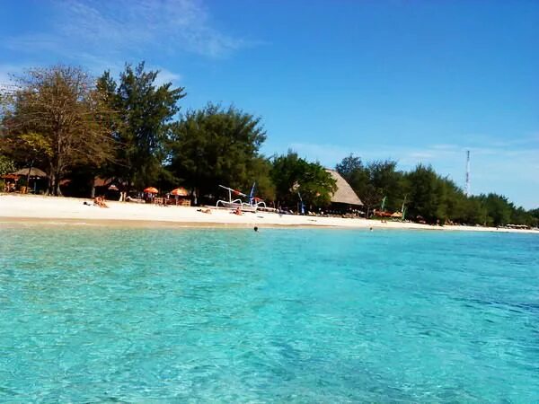 Turquoise water The Gili Islands (Indonesian: Tiga Gili T. Flickr