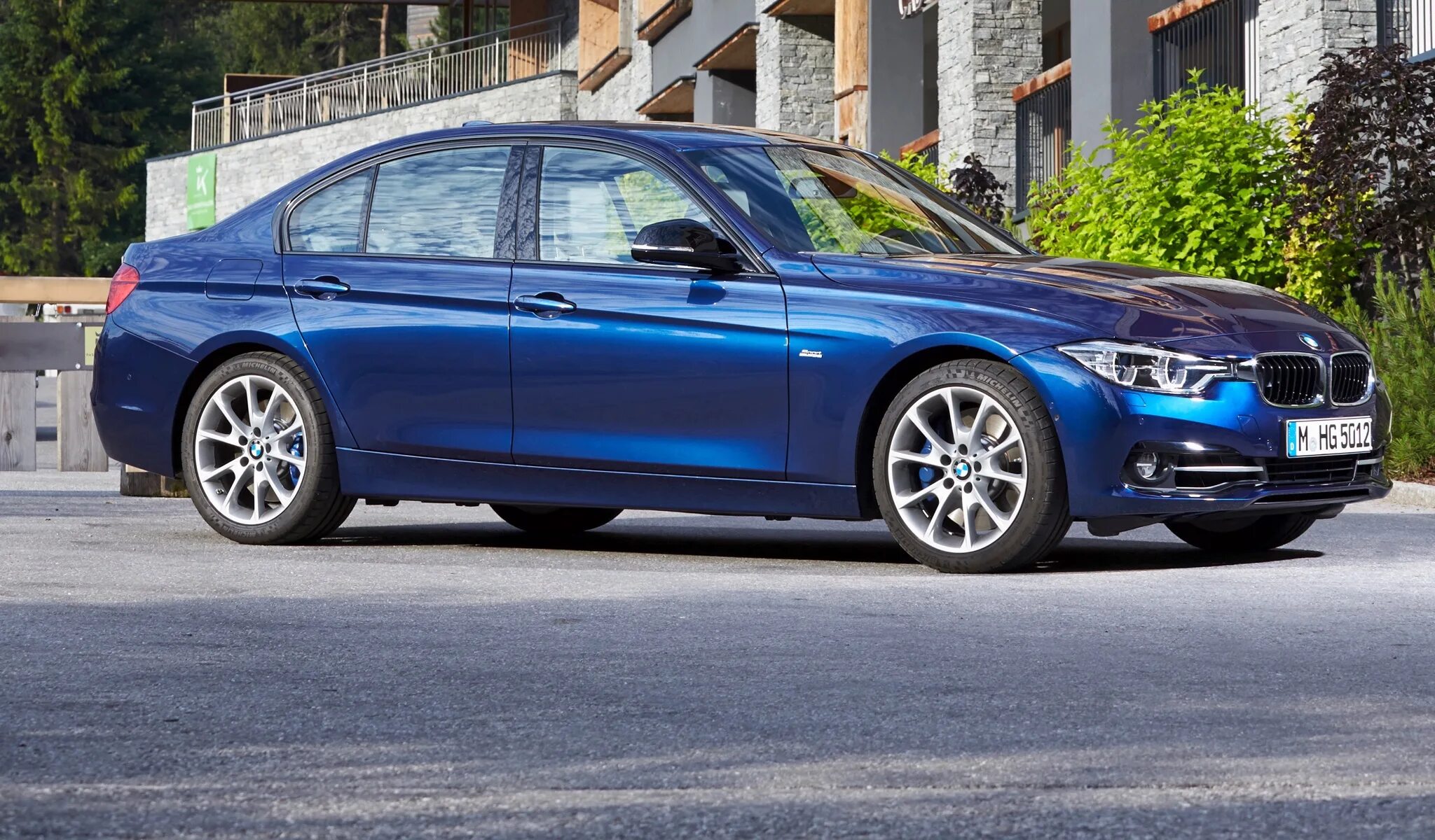 Bmw 3 бензин. Bmw 3. bmw 3 series 2016. bmw 3 series 2015. bm3e.