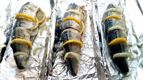 Сколько калорий в запеченной скумбрии в духовке