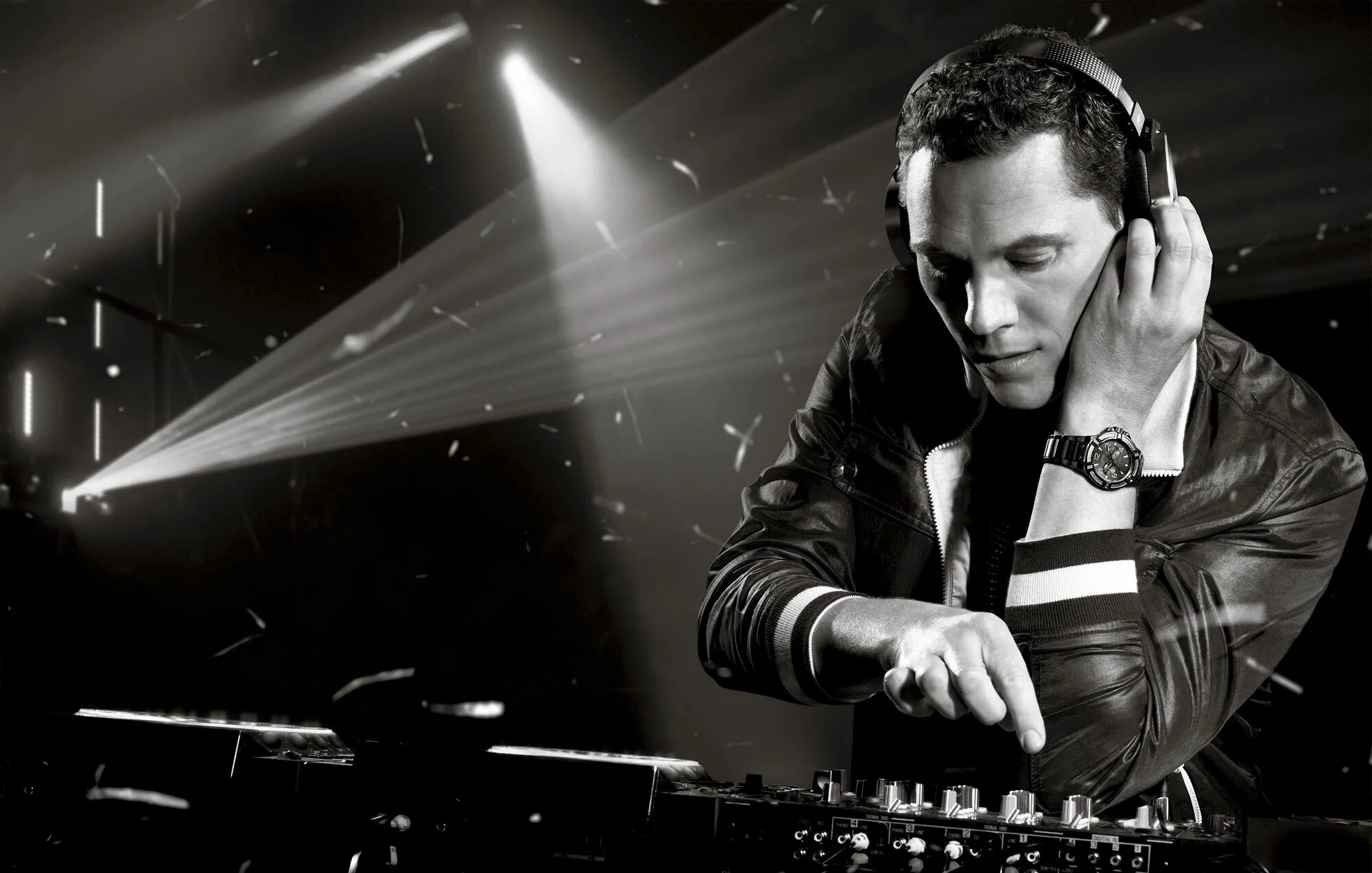 Джей Тиесто. Tiesto 2009. DJ Tiësto. Tiesto 1997. Тиесто лучшие треки