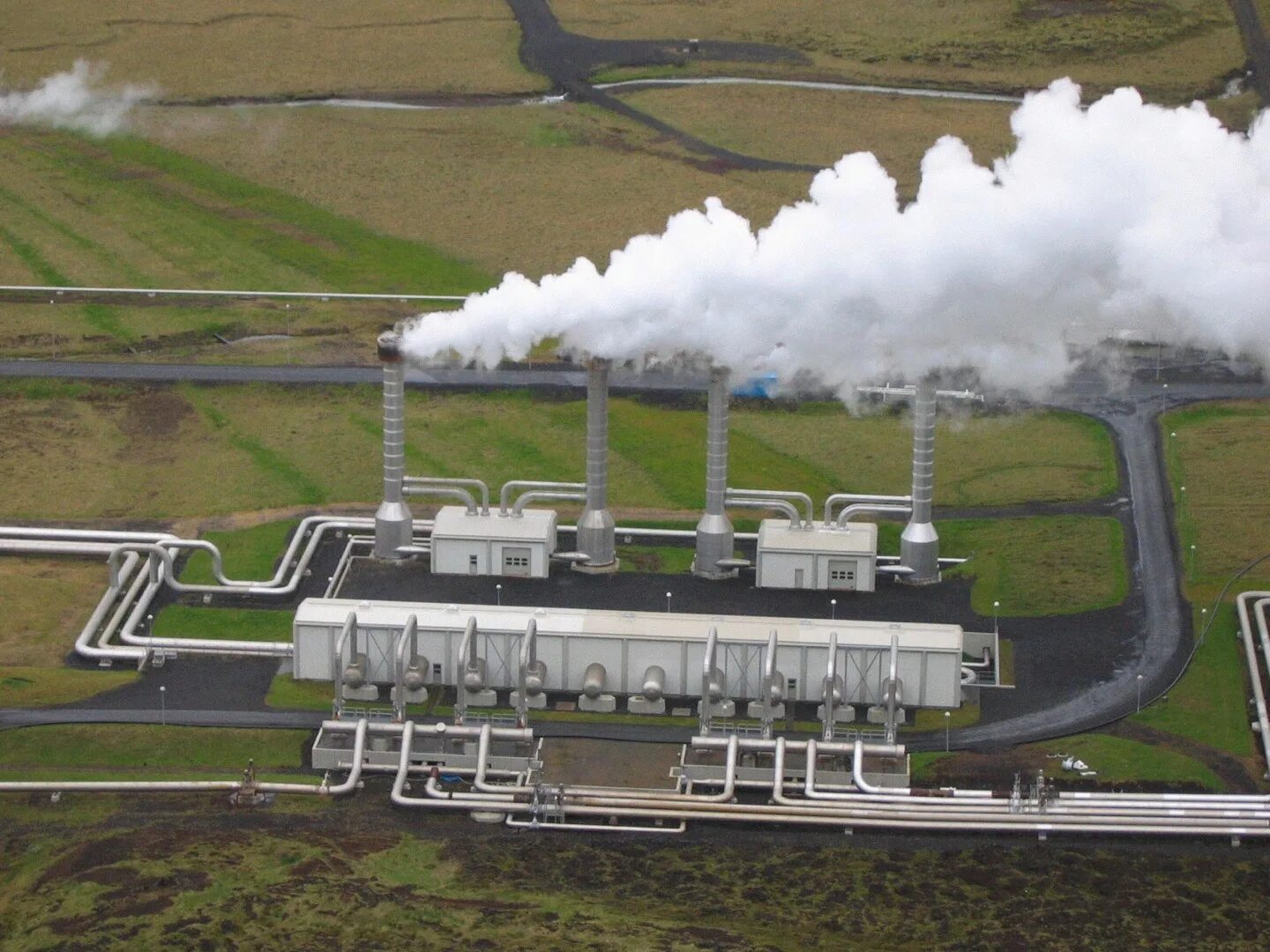 ГЕОТЭС В Исландии. Геотермальная Энергетика в Исландии. ГЕОЭС В Исландии. Альтернативная энергия геотермальная энергия.