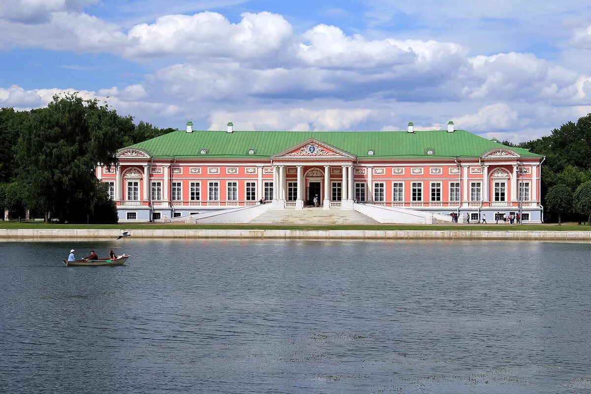 Фасад дворец шереметьевых кусково. Усадьба графов шереметьевых кусково. Усадьба графов шереметьевых. Усадьба графов шереметьевых кусково. Москва.