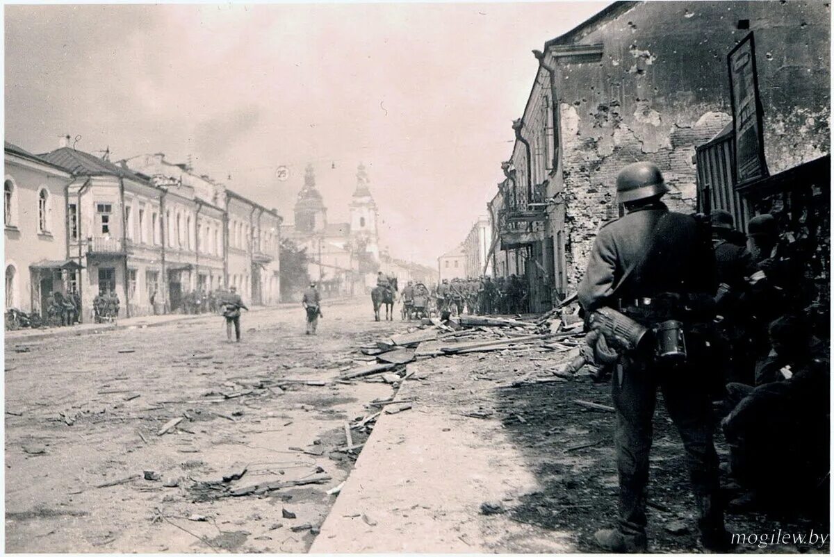 Могилев годы войны. Оборона Могилёва в 1941. Могилев оккупация 1941. Бои за Могилев 1941. Освобождение Могилева в 1944.