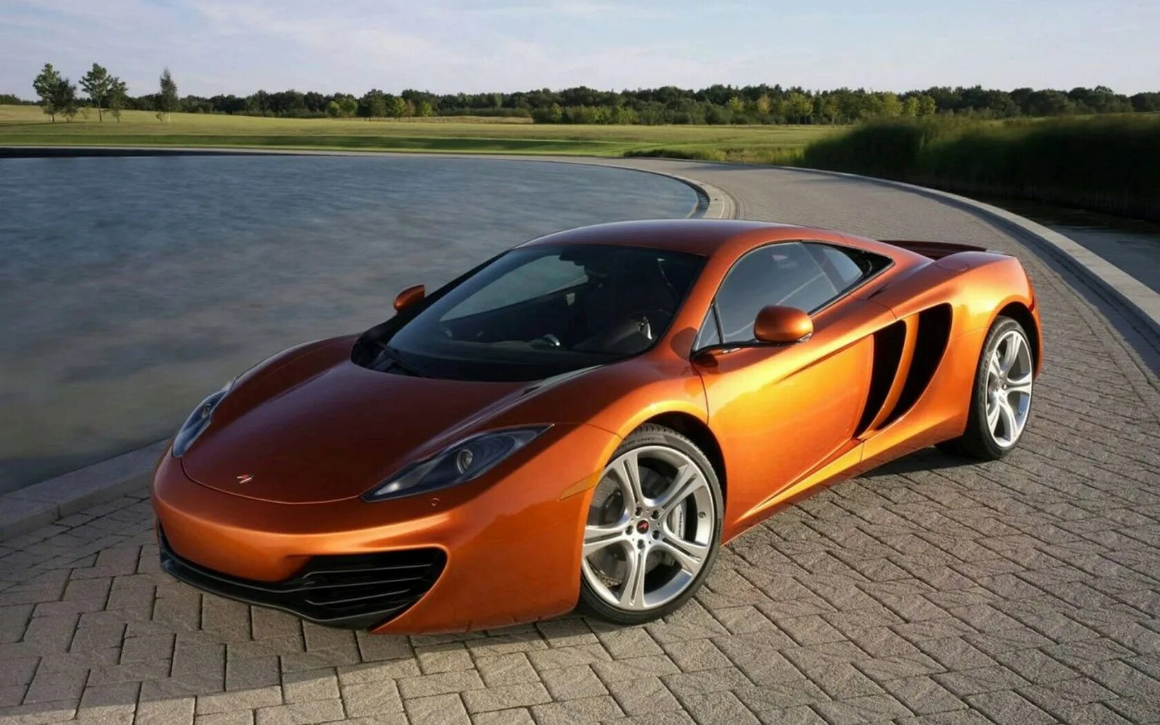 MCLAREN 12c. Спорткары MCLAREN 12c. MCLAREN 4-12c. Спортивный автомобиль MCLAREN mp4-12c;.