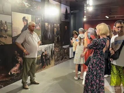 Привезли выставку