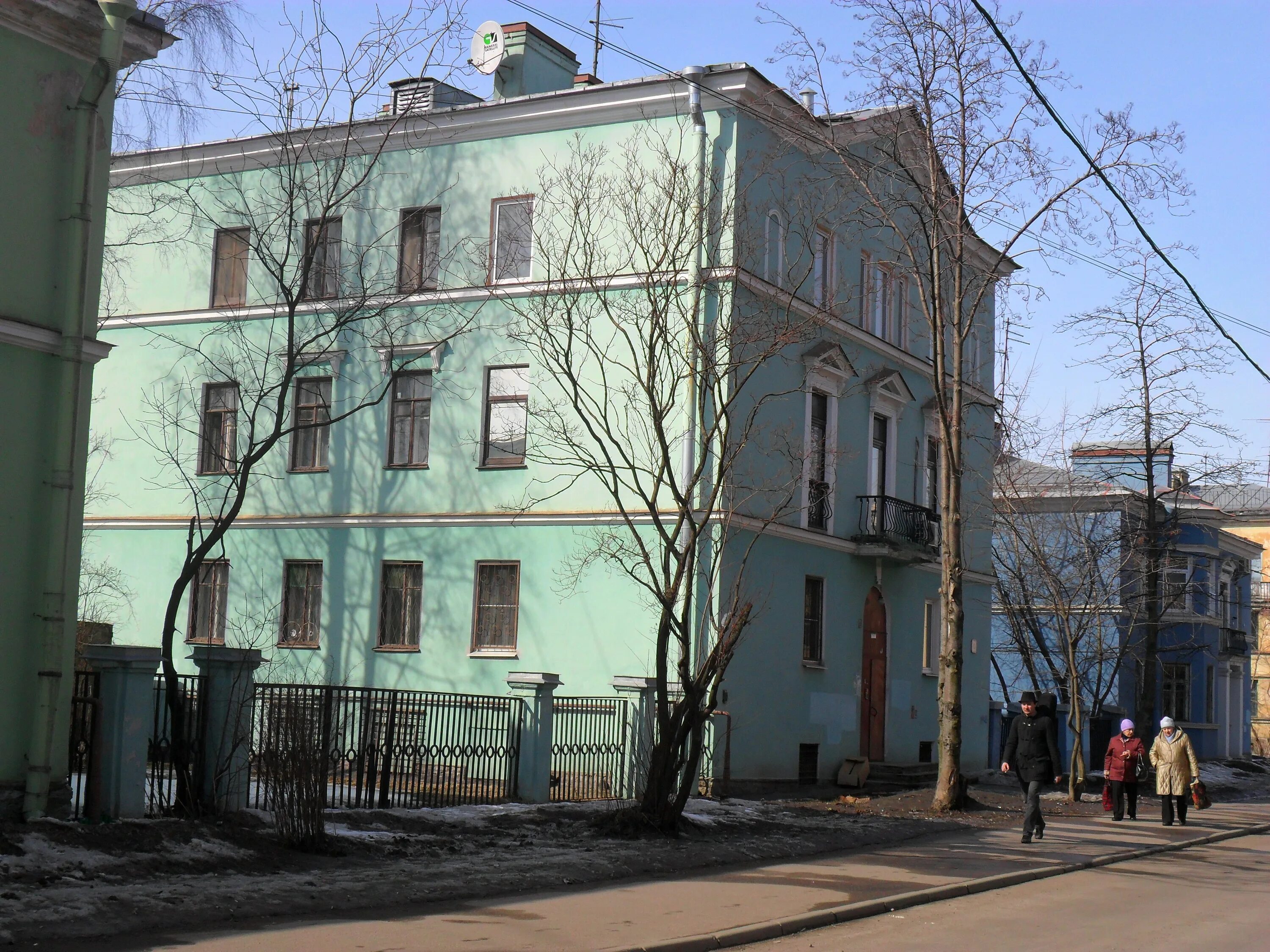 Парадная 10. Парадная 10