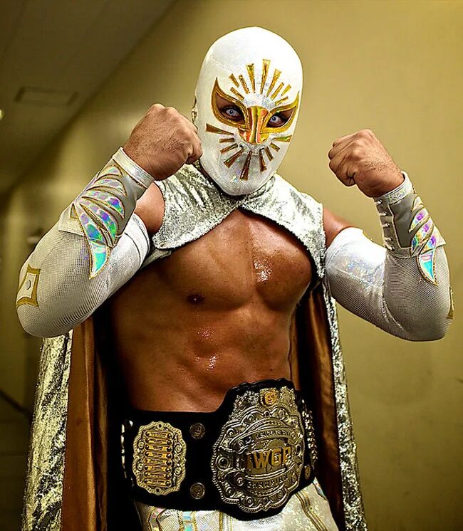 Sin cara. Мистико (Рестлер). Мистико WWE.