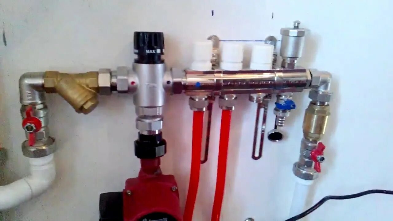 Обвязка теплых полов. Обвязка теплых полов. Обвязка теплых полов. Водяной теплый пол узел. Система отопления тёплого водяного пола.