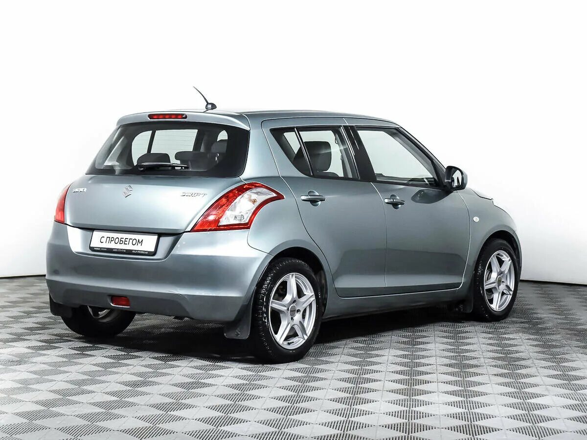 Сузуки свифт поколения. Сузуки Свифт 4 поколение. Сузуки Свифт 2013. Suzuki:Swift IV:2004-2010. Suzuki Swift 2013-2017.